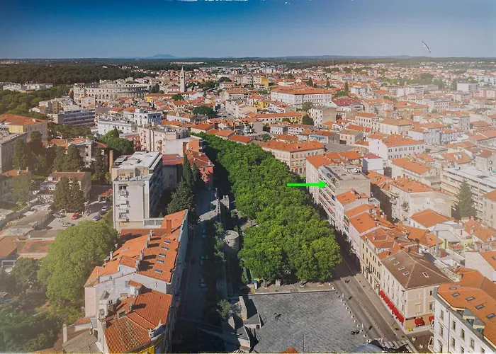 Giardini Penthouse Apartman *