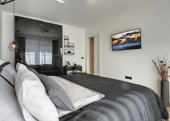 Lejlighed Giardini Penthouse