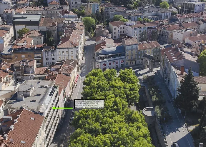 Giardini Penthouse *